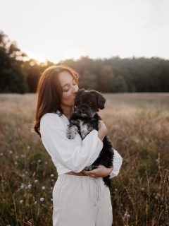 to love and be loved is to feel the sun from both sides 🤍

#sundowner #goldenhour #hundefotografie #tierfotografie #dogphotography #hundeliebe #sigma #canon #shooting